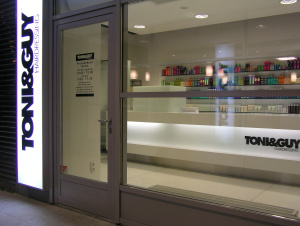 KADERNÍCTVO TONI&GUY